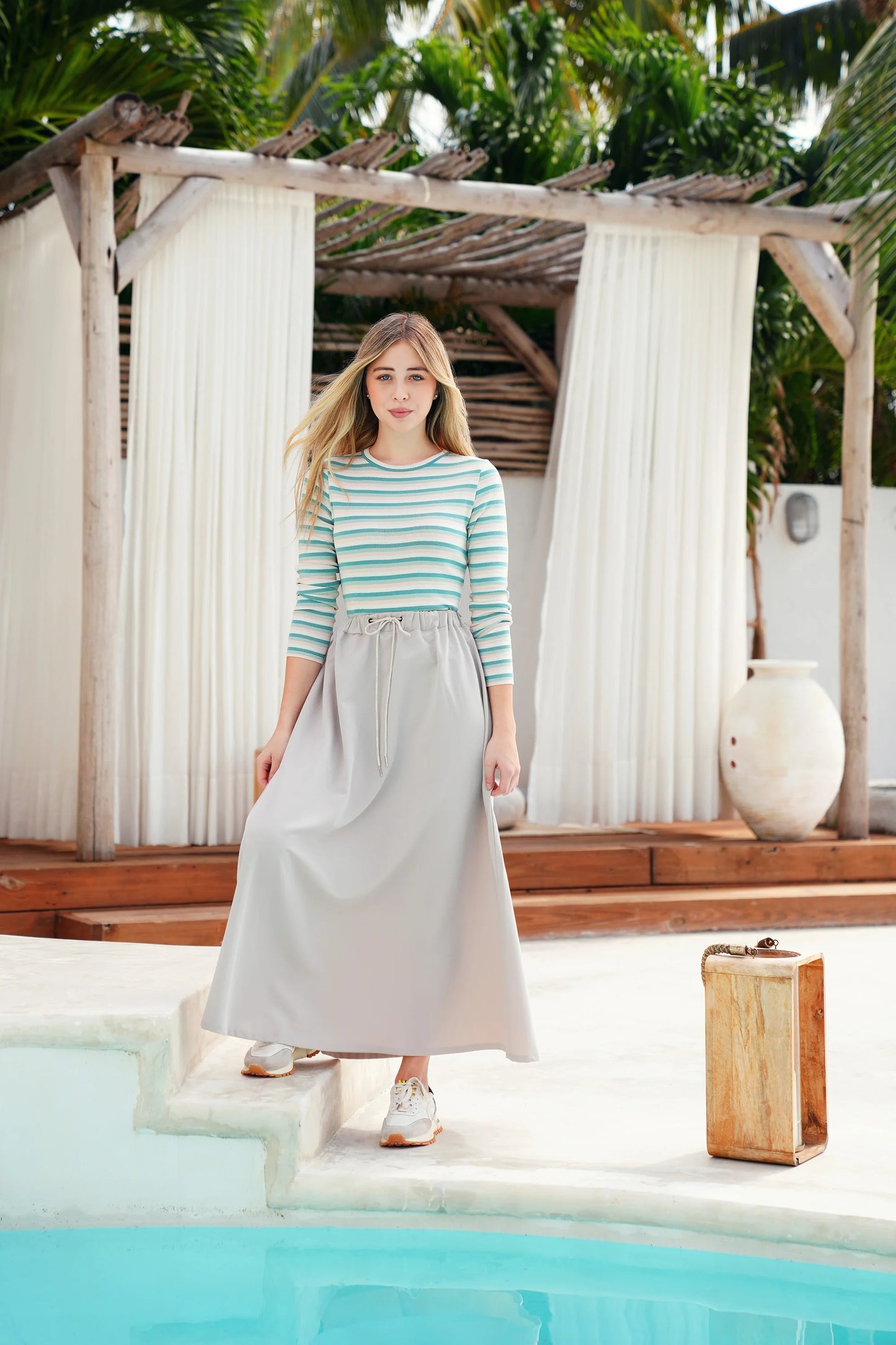 Joy sand skirt