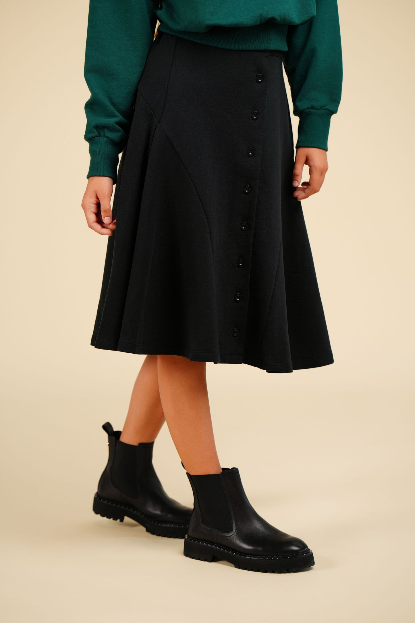Button black skirt FW24