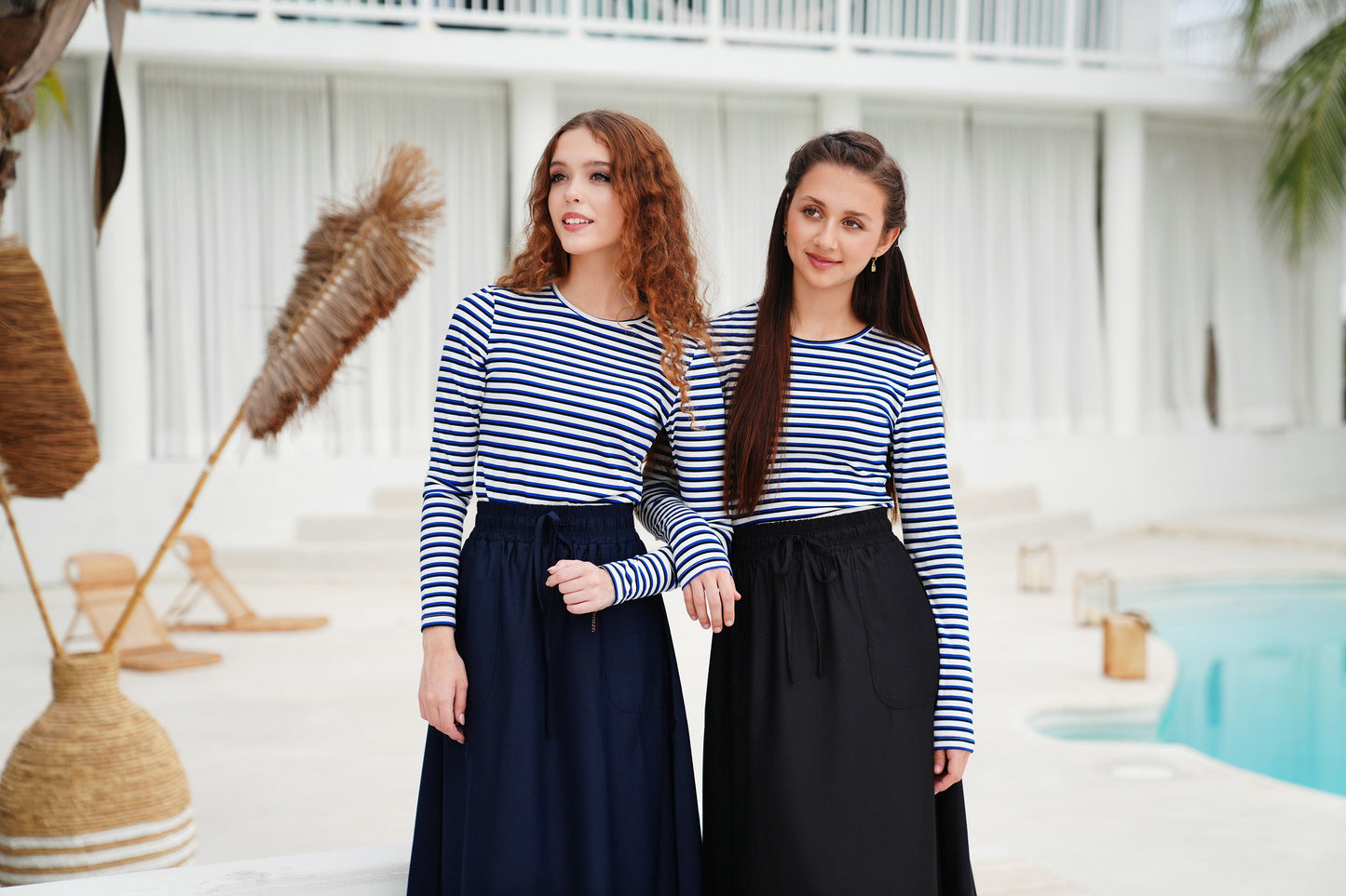 Jane navy skirt