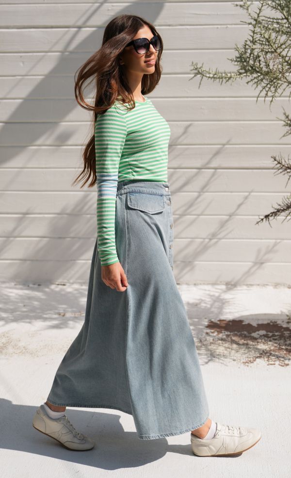 Meg blue color block stripe tee SS26